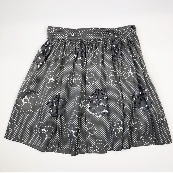 Metallic gray sequin floral fit and flare skirt - Picture 8 of 8